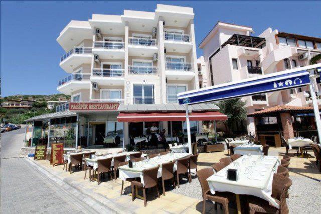 Pasifik Hotel Çeşme Εξωτερικό φωτογραφία