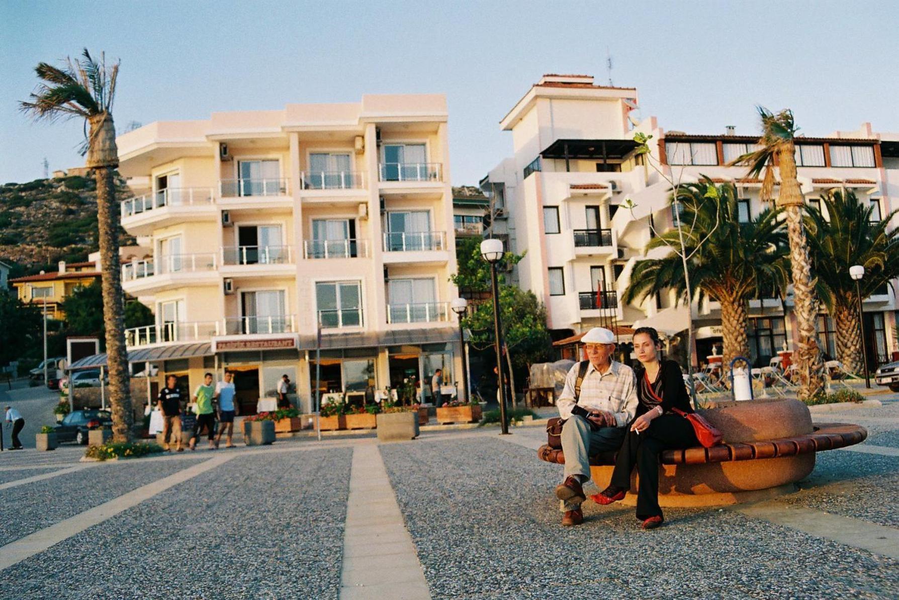 Pasifik Hotel Çeşme Εστιατόριο φωτογραφία