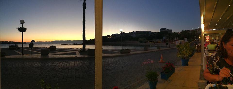 Pasifik Hotel Çeşme Εξωτερικό φωτογραφία