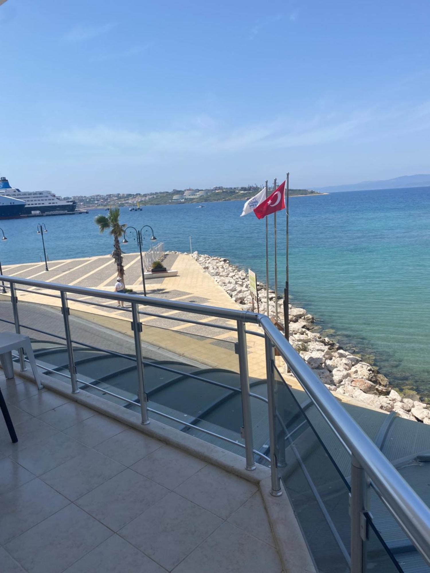 Pasifik Hotel Çeşme Εξωτερικό φωτογραφία