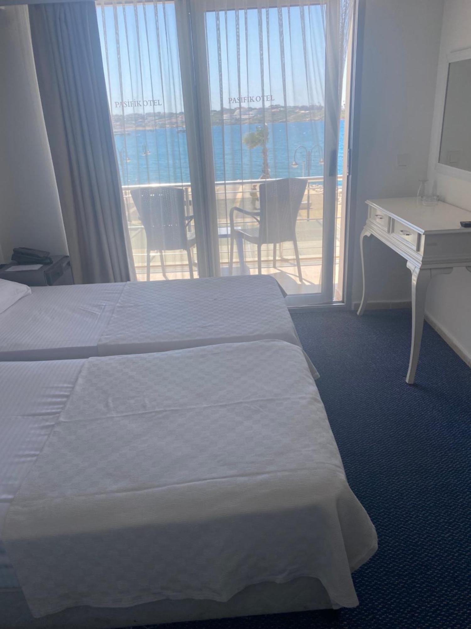 Pasifik Hotel Çeşme Εξωτερικό φωτογραφία